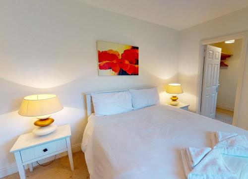 Lakeside Holiday Homes - image 6