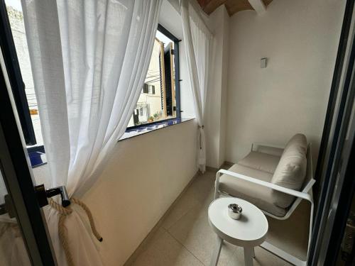 شرفة/ تراس, Hotel Boutique Es Blau in Cadaques