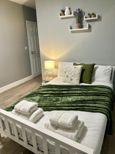 Cosy Ensuite Double Room, Near Heathrow Airport chambre d'hôte Greenford