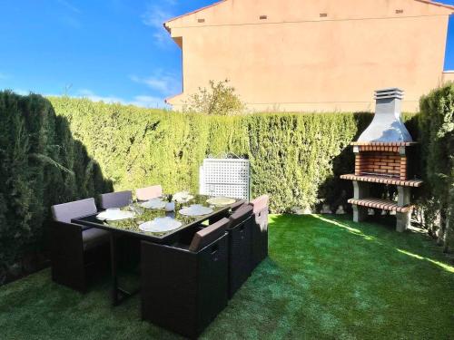 B&P alojamientos Miami platja Paradise in Costa del Zefir