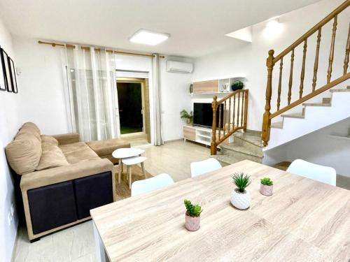 B&P alojamientos Miami platja Paradise in Costa del Zefir