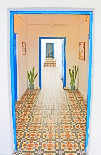 Sol y Mar Surf Camp in กอร์ราเลโค