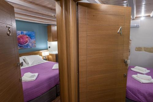 11City Rooms - image 7