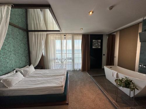 Vista exterior, Regina Maria Spa Design Hotel in Balchik