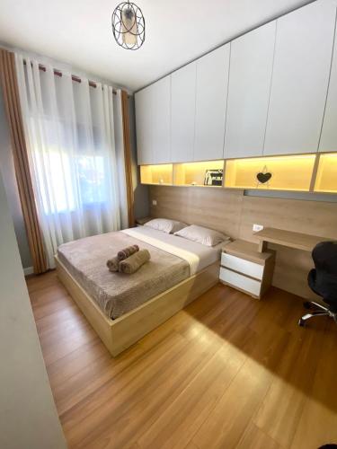 Bright lovely house, Тирана