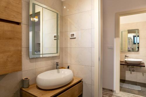 Apartment image 9