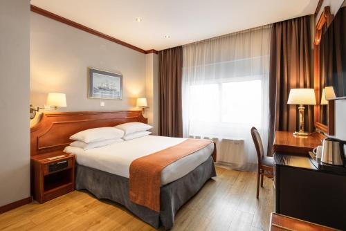 2 twin beds
