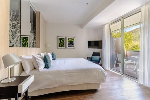 1 queen bed