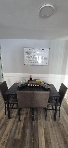 บริการและสิ่งอำนวยความสะดวก, Cozy 3BR Home near Casinos! in อันคาสวิลล์ (CT)