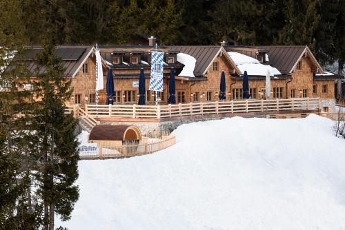 กีฬาและกิจกรรมสันทนาการ, Naturhotel & Bayernhütte am Brauneck (Naturhotel & Bayernhutte am Brauneck) in เลงกริส