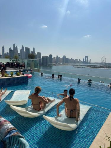Seven Palm west beach Studio, Dubai