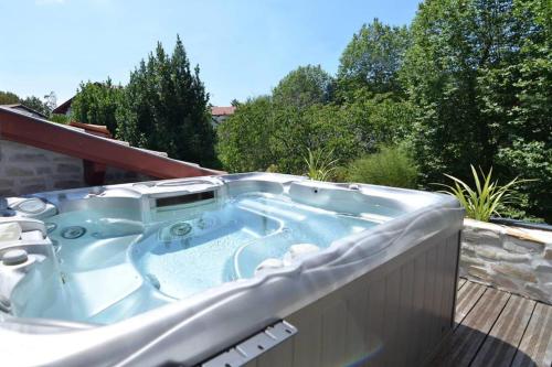 Villa Bidart avec jacuzzi - Proche plages gîte à louer Bidart