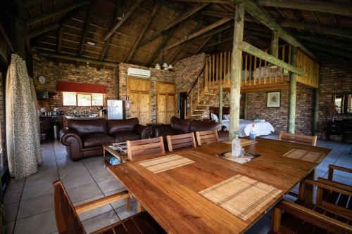 Tarantula Guest House in คาลวิเนีย