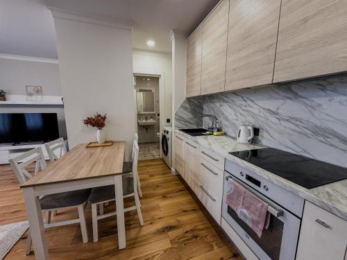 One Bedroom Promenade Apartment, Riga (fotografie 7)