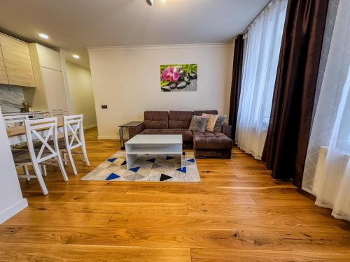 One Bedroom Promenade Apartment, Riga (fotografie 10)