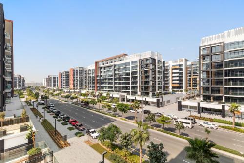 Meydan 2BR Apartment with Parking, Dubaj (zdjęcie 7)
