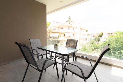 parveke/terassi, Elegant apartment in Agia Paraskevi-B2 in Agia Paraskevi