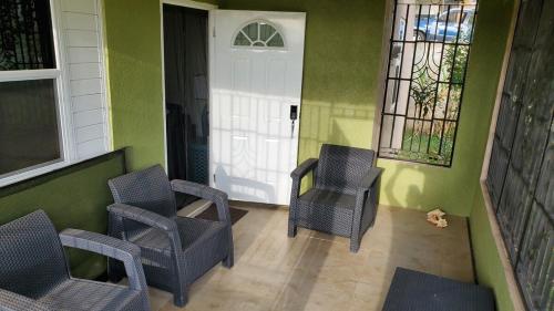 Coastal Living, Sleep 4, Falmouth, Jamaica in Corral Spring