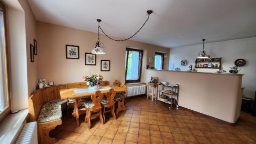 200m² 4 guļamistaba, 2 privāta vannas istaba Villa Castelnovo Del Friuli
 (Casolare Nanis) in Castelnovo Del Friuli