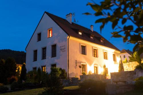 Rožmberk Royale Pension - main image