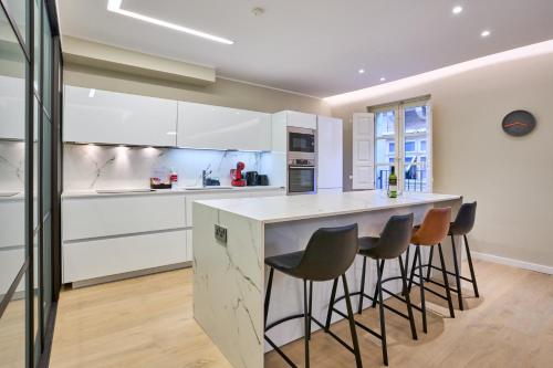 Modern Two Bedroom Apartment in Valletta, La Valletta (foto 4)