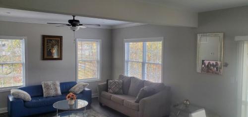 Welcome to our newly built house in 格蘭伯尼