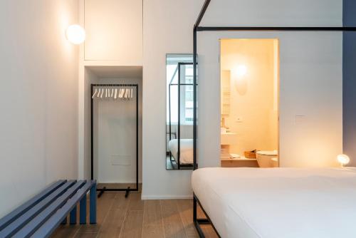 easyhomes-City Centre Suites - image 12