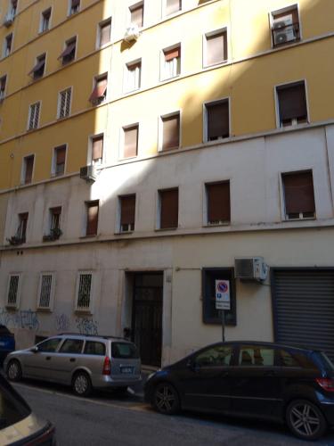 GuestHost - San Giovanni Comfy Apartment, Rom (Foto 10)