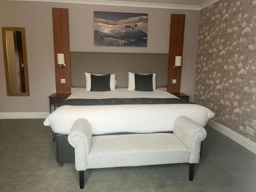 1 queen bed