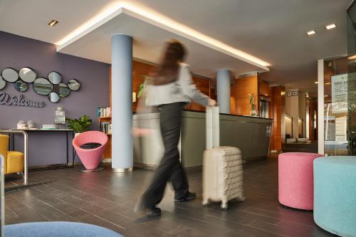 Barcelona Century Hotel - image 6