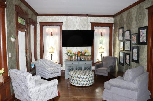 VAAST Bed & Breakfast - image 11