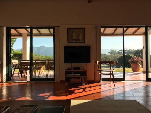 Sintra MCountryVillas-Stunning View, Garden&Pool in Morelinho