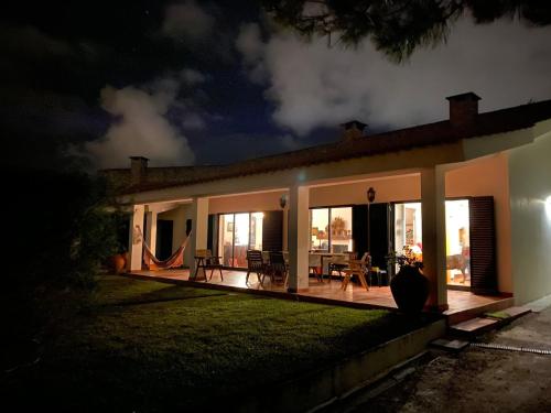 Sintra MCountryVillas-Stunning View, Garden&Pool in Morelinho