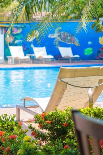 スイミングプール, Hotel Las Hamacas in ラセイバ