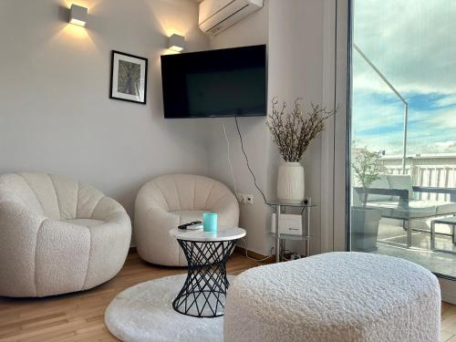 R1 Blue Paradise Private Terrace Jacuzzi, Athen (Foto 2)