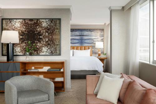 Executive Suite, 1 King, Lake view room in The Westin Fort Lauderdale