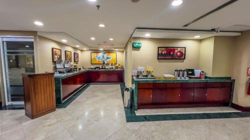 Food and beverages, Eurobuilding Express El Tigre in El Tigre