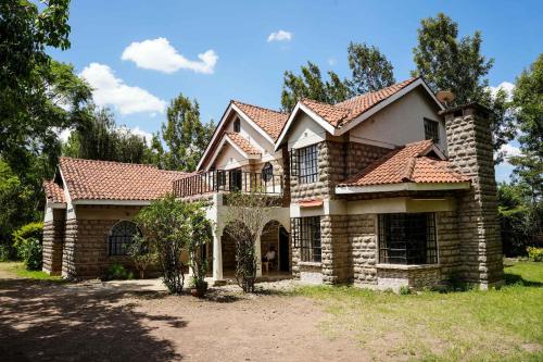 Entire home in Nairobi, Kenya – khách sạn tại Mugunoini