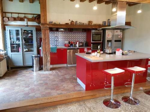 Les Oiseaux de Passage in Coulanges-la-Vineuse