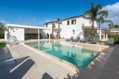 Villa Dafni Private Pool & Relax near Cefalù