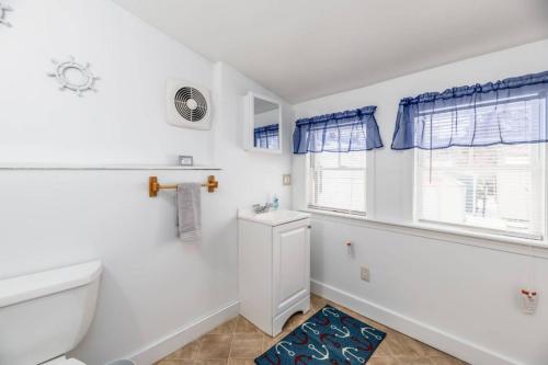 Anchors Away Cottage 5br 10-min Walk To Beach Anchors Away Cottage 5br 10-min Walk To Beach