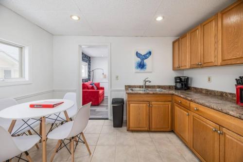 Anchors Away Cottage 5br 10-min Walk To Beach Anchors Away Cottage 5br 10-min Walk To Beach