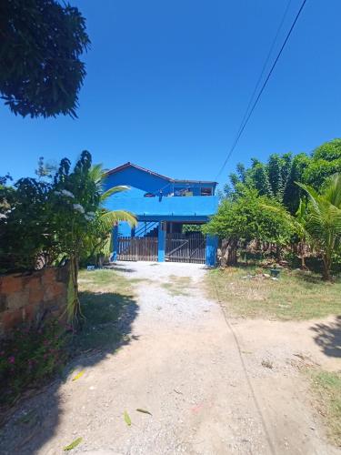 Lugar de descanso e muito verde praia e lagoa Araruama