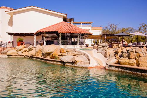 Piscina, Los Cabos Golf Resort, Trademark Collection by Wyndham in Cabo San Lucas