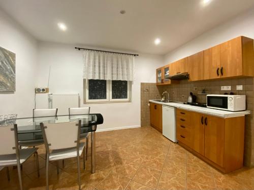 Vanessa Apartments - Bešeňová