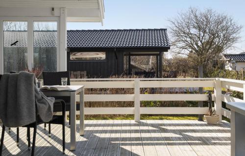 Pohled zvenku, 3 Bedroom Awesome Home In Brenderup Fyn in Vedelshave
