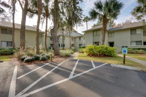 Updated Hilton Head Island Townhome with Deck! - image 12