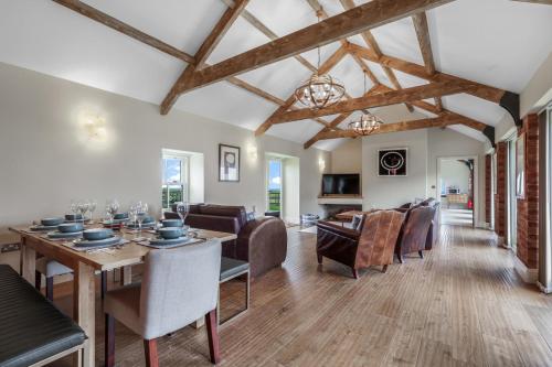 The Coach House - North East Escapes gîte à louer Newstead Tower