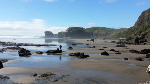 pludmale, Pukeatua Farmstay in Waimauku