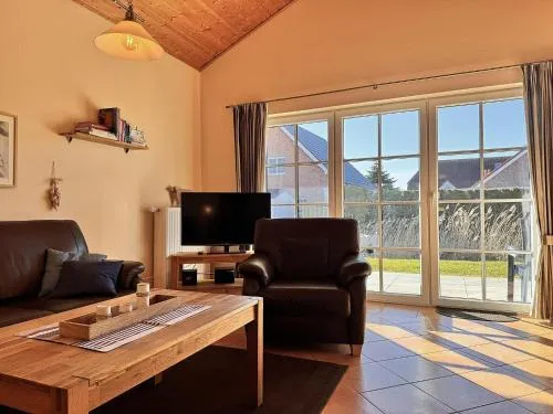 Ferienhaus mit viel Platz in Burhave in Burhave, Deutschland